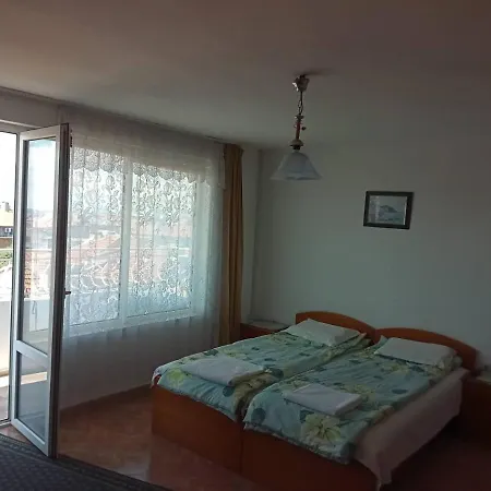 Vazov Apartment